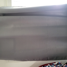 NETTOYAGE TAPIS, RIDEAUX, COUSSINS CHEZ PRESSING AQUALOGIA NIMES