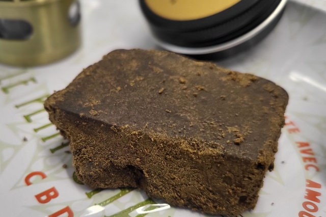 CBD PREMIUM ET RESINE DE CBD NIMES - AROMANIMES