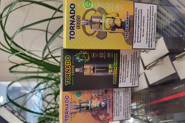 PUFF RECHARGEABLE - WHITE RABBIT - TORNADO - NIMES - AROMANIMLES