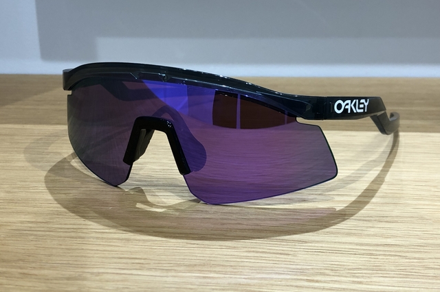 Masque solaire Oakley CHEZ LA BINOCLE NIMOISE A NIMES-MONTPELLIER-UZES-ALES-AVIGNON-ARLES