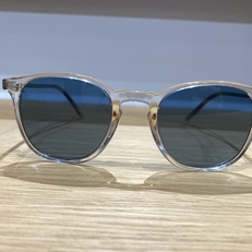 Oliver peoples solaire CHEZ LA BINOCLE NIMOISE A NIMES-MONTPELLIER-UZES-ALES-AVIGNON-ARLES