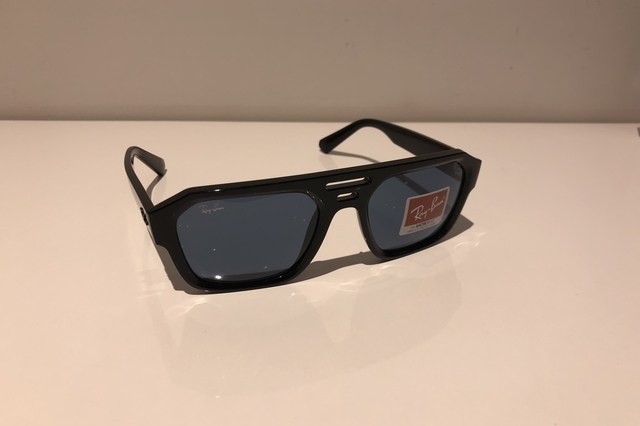 SOLAIRE RayBan CHEZ VOTRE OPTICIEN LA BINOCLE NIMOISE A NIMES-MONTPELLIER-UZES-ALES-AVIGNON-ARLES