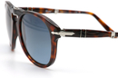 SOLAIRE STEVE MCQUEEN PERSOL CHEZ LA BINOCLE NIMOISE A NIMES-MONTPELLIER-UZES-ALES-AVIGNON-ARLES