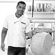Aux Pâtes Fraîches Nîmes Epicerie italienne en centre-ville qui fabrique aussi des pâtes fraîches maison est présentée par son gérant Stéphane Trenel.(® SAAM-Fabrice Chort) Aux Pâtes Fraîches Nîmes Epicerie italienne en centre-ville qui fabrique aussi des pâtes fraîches maison est présentée par son gérant Stéphane Trenel.(® SAAM-Fabrice Chort)